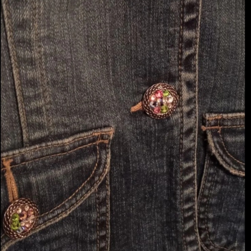 Jean Jacket - Picture 4 of 9